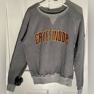 Wizarding World of Harry Potter,‎ Universal Studios Gryffindor sweater